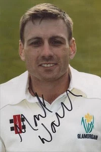 GLAMORGAN * MARK WALLACE SIGNED 6x4 PORTRAIT PHOTO+COA - Picture 1 of 1
