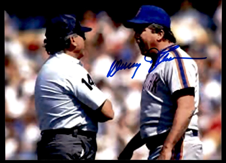 FOTO 8X10 FIRMADA POR DAVEY JOHNSON - NEW YORK METS  Foto 1 de 1
