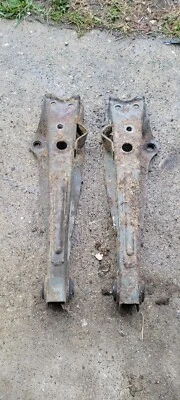 Datsun 280zx 1979-83 Front Lower Control Arm Pair - Image 1 of 4