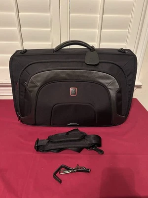 TUMI T-Tech Nylon Balístico Triple Pliegue Ropa Traje Equipaje Viaje Avión Bolsa 6733D Foto 1 de 4