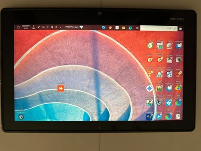 Toshiba, WT310 Windows 10 Intel Core i5 - Immagine 1 di 4