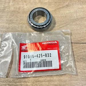 New Honda OEM NOS HEAD PIPE STEERING BEARING / 91015-425-832 / ATC250R CR CB - Picture 1 of 2