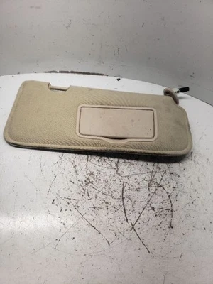 Passenger Sun Visor VIN Z 8th Digit With Illumination Fits 05-07 ESCAPE 1083518 - Image 1 of 4