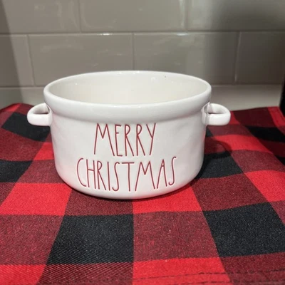 Cuenco de cerámica "Feliz Navidad" Rae Dunn con asas blanco/rojo nuevo Foto 1 de 4