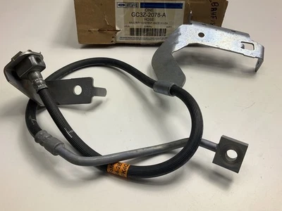 NUEVO - Manguera de freno delantera izquierda OEM Ford GC3Z-2078-A 2013-16 F-450 F-550 Super Duty Foto 1 de 4