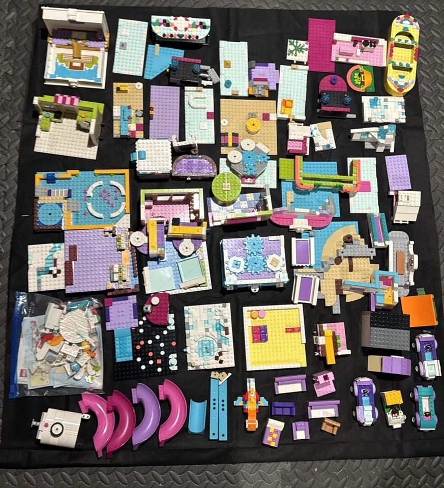 Lego Friends e Legos coloridos.  Lote de notas.  Diversão para um novo fã de Lego! 12 libras - Imagem 1 de 4