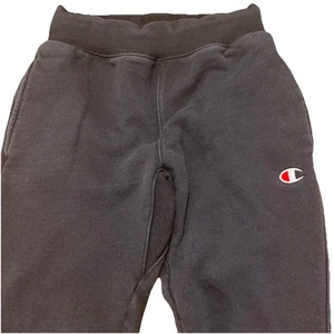 Pantalones deportivos Champion tejido inverso negros talla pequeña puños con cordón - Imagen 1 de 8