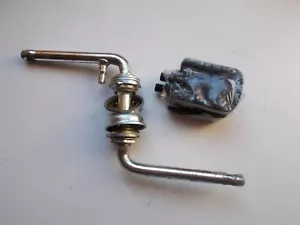 Raleigh/Triumph one piece crank for ATB with Bottom bracket fittings and Pedals - Picture 1 of 5