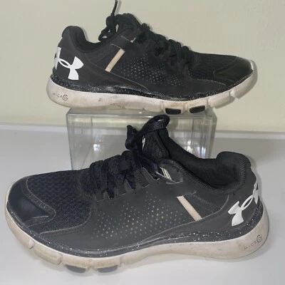 Women's Under Armour Black and White Running Shoes Size 6 Athletic Micro G - Image 1 of 4
