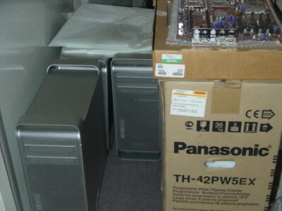 Apple Mac Pro QUAD 2.26Ghz 32Gb RAM 8 CORE 8TB + BluRay Recorder & Player > COL - Image 1 of 4