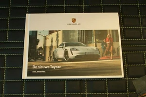 RARO Folleto de tapa dura Porsche Taycan El nuevo 10/2019 Turbo S 4S - Imagen 1 de 9