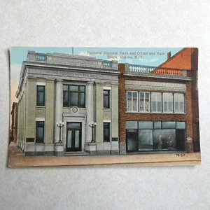 Farmers National Bank e O'Neil & Hale Block Malone NY cartolina d'epoca G2076 - Foto 1 di 2
