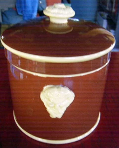 antique majolica Jar / Humidor “Bacchus"  France - Picture 1 of 6