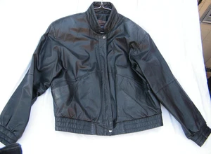 Chaqueta Bermans de Cuero Negra Talla M con Cremallera Forro Aislante - Imagen 1 de 4