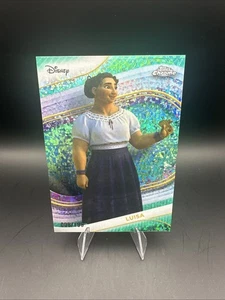 2025 Topps Chrome Disney Luisa Aqua Mini-Diamonds Refractor /199 - Bild 1 von 2