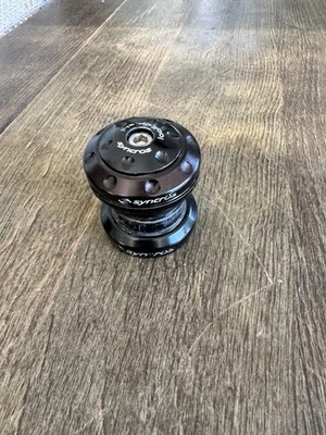 Vintage Syncros Steering Set 1"1/8’ - Image 1 of 2