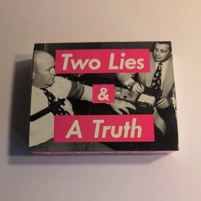Two Lies And A Truth Marca Trivia Familia Juego de Cartas Fiesta Noche Estrategia  Foto 1 de 2