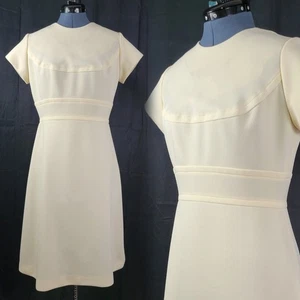 Vintage cremefarbenes Kleid mit gekochtem Oberteil & ausgestelltem Rock Größe Medium? - Bild 1 von 17