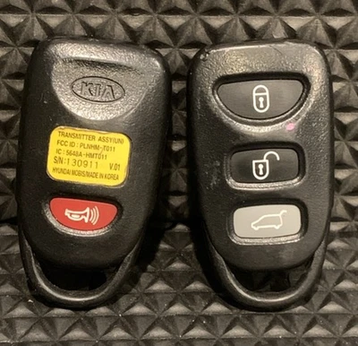 OEM 2007 2008 2009 KIA RONDO SORENTO KEYLESS REMOTE KEY FOB PLNHM-T011 - Image 1 of 4