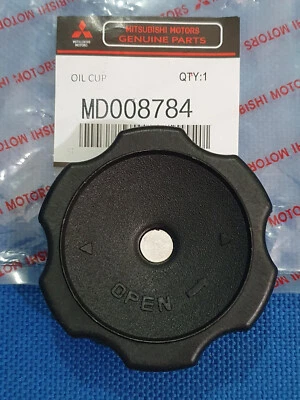 MITSUBISHI DELICA L300 L200 MINICAB STRADA PAJERO ENGINE OIL FILLER CAP ASSY NEW - Image 1 of 4