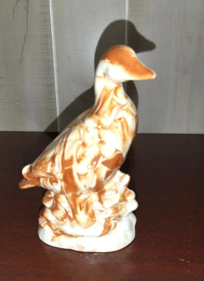 Ceramic Caramel Swirl Duck by G Green with Dakota Clay 5"H Exc Cond Beautiful - Image 1 of 4