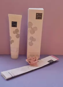 Neu RITUALS Getönte 5 in 1 Tagescreme 40ml Beautifying Day Cream Gesichtscreme - Bild 1 von 8