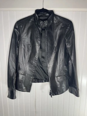 Женская байкерская куртка Bally черная кожа размер Small натуральная кожа - Изображение 1 из 4