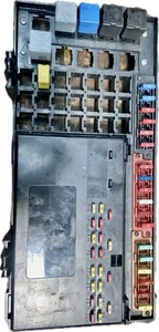 504240777 CAJA RELES / FUSIBLES / 20606 PARA IVECO EUROCARGO 180 E 28 K TECTOR 2 - Imagen 1 de 6