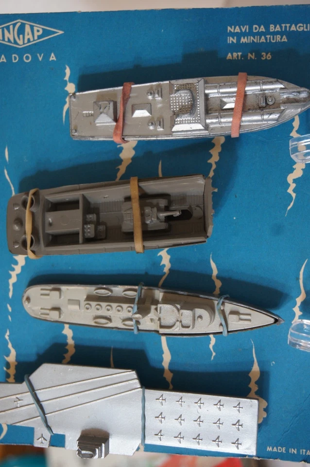 Ingap (Italy) carded plastic toys art 36 Min Navy Battagua - Image 1 of 1