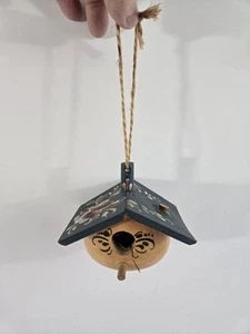 Hand Painted Bird House Ornament Tole Flowers 1990s Christmas Wood 3.5" Folk Art - Picture 1 of 7