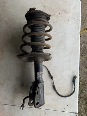 Amortiguador de puntal delantero Buick Rivera 1997 cargado derecho diestro envío gratuito EE. UU. Foto 1 de 2