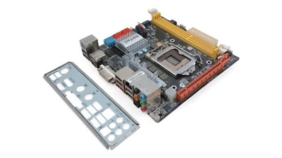 ZOTAC H67ITX-C-E H67-ITX LGA1155 Motherboard + I/O Shield - Image 1 of 4