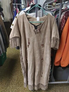 Abito indiano vintage in pelle scamosciata Chasser taglia S. FATTO A MANO Made in Mexico - Foto 1 di 4