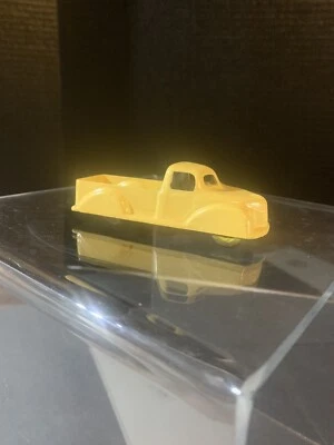 Tootsie Toy 1940 Ford Pickup platón largo amarillo Foto 1 de 4