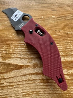 Spyderco Dodo Red St. Nicks Knife C80GPRDBK Exclusive DLC Factory Second - A - Image 1 of 4