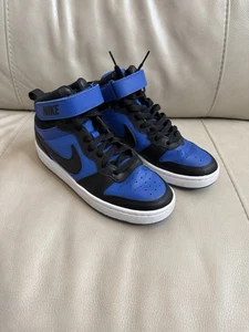 Nike Court Borough Mid 2 GS Talla 6Y Azul Negro Blanco Usado en Excelente Condición Cebada Usado Para Mujer 8 - Imagen 1 de 6