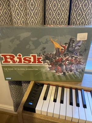 Risk The Game of Global Domination Board Game Parker Brothers Hasbro 2003 - Image 1 of 2