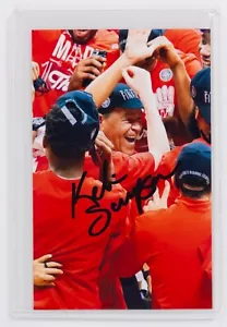 Foto firmada por Kelvin Sampson - Entrenador Big 12 de baloncesto de los Houston Cougars para hombre de la NCAA - Imagen 1 de 2