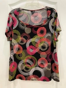 East 5th Womens Pullover Blouse Size 1X Black Red Multi Circles Short Sleeves 37 - Picture 1 of 7