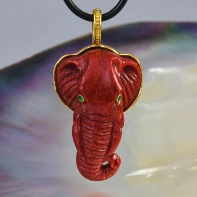 Colgante Elefante Tallado Esponja Roja Coral Oro Vermeil sobre Plata de Ley 10.13 Foto 1 de 4