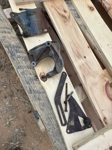 1967 FOMOCO Ford Galaxie Mustang Cougar ORIG 390 POWER STEERING PUMP Bracket - Foto 1 di 9