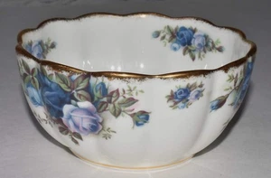 Royal Albert 'Moonlight Rose' Sugar Bowl: Blue Floral Bone China 1987 England - Picture 1 of 6