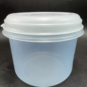 Vintage Rubbermaid Servierbehälter #8 rund 6 Tassen Lebensmittelbehälter klar blau mit klarem Deckel - Bild 1 von 13