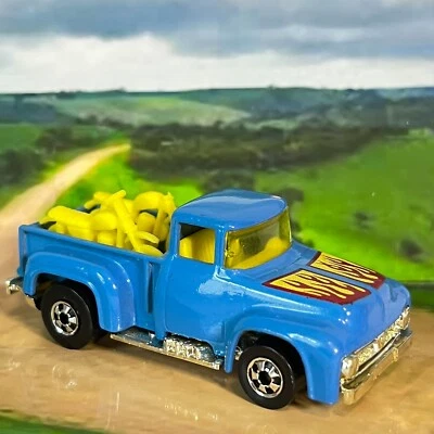 Camión de cola alta Hot Wheels '56 con paredes negras 1979 Mainline Hong Kong Foto 1 de 4