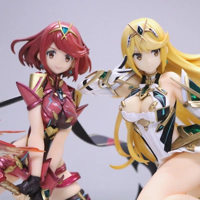 [JUNK] Good Smile Company Xenoblade 2 Homura & Hikari 1/7 Scale Figure Bundle - Image 1 of 4