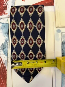 RoundTree and York Silk Blend Tie Length 58" Width 4" UPGRADE YOUR GAME - Picture 1 of 2