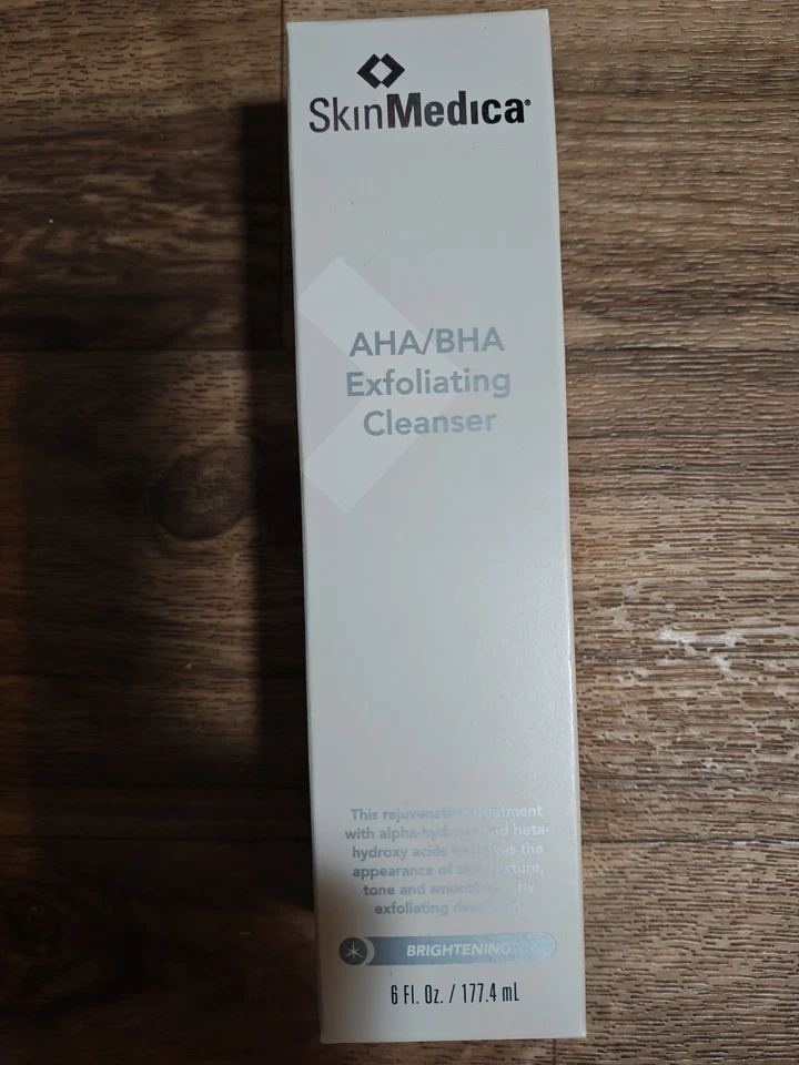 Limpiador exfoliante SkinMedica AHA/BHA - 6 oz Foto 1 de 1