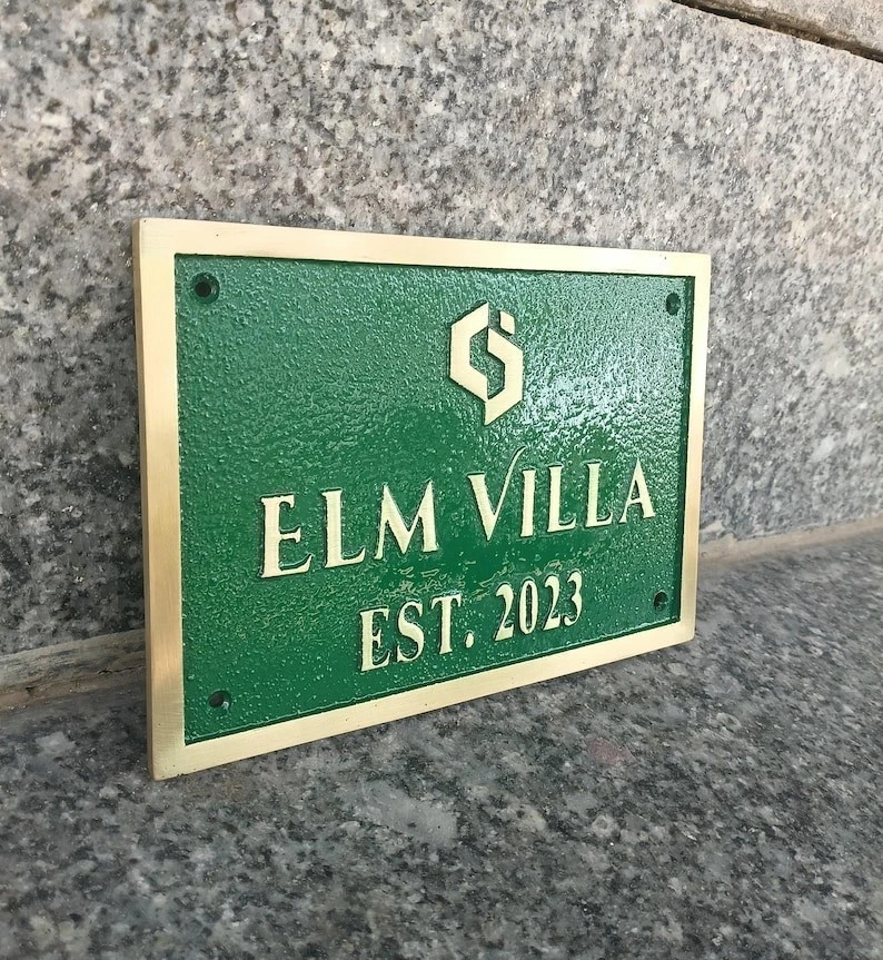 Custom Brass Address Plaque:Traditional Green Background Brass Address Plaque - Image 1 of 4