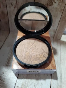 Laura Geller Balance-N-Brighten Baked Color Correcting Foundation/Medium - Picture 1 of 3