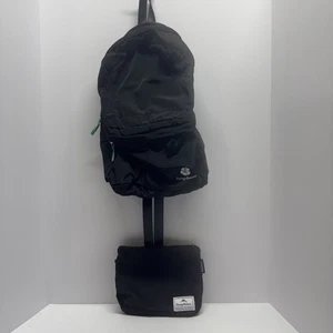 Tommy Bahama Travel Backpack In A Bag - Picture 1 of 7